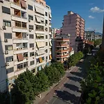 Chic Apartment *