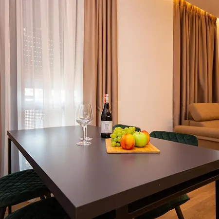 Apartament Chic *